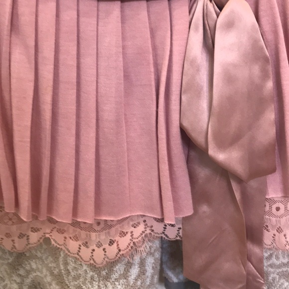 Top - Picture 3 of 3